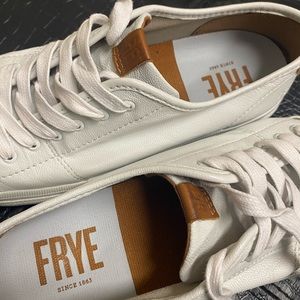 Frye Gia Leather Sneaker